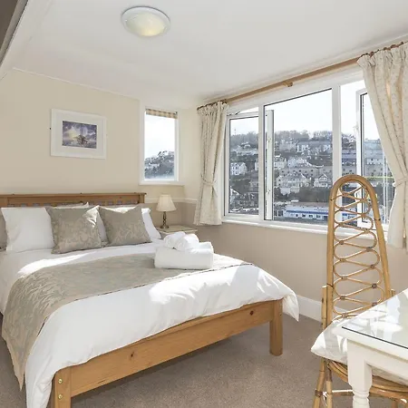 Konukevi Deganwy 4*